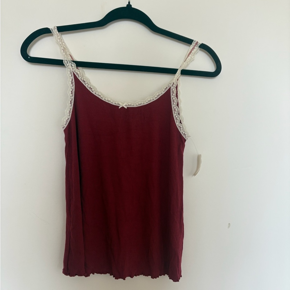 red lacy girly american eagle tank top summer casual top with lace and bow
